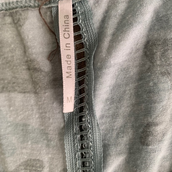 Camo shirt - Picture 2 of 2